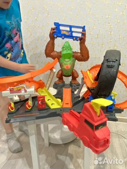 Hot wheels toxic monkey