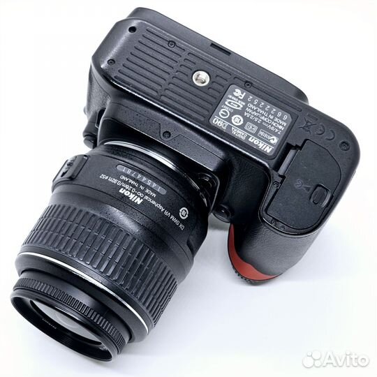 Шикарный Nikon D90 Kit 18-55