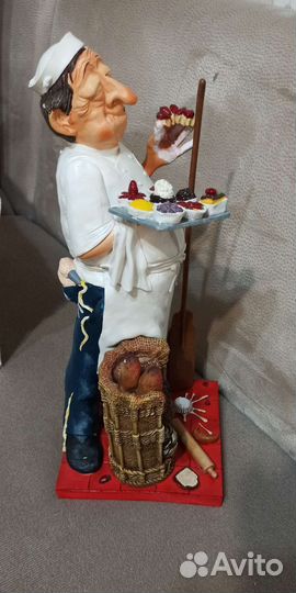 Статуэтка «Пекарь». Коллекция Forchino