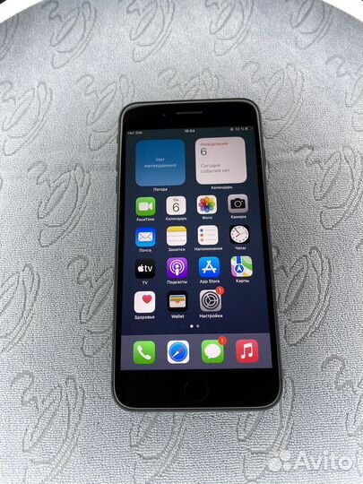 iPhone 8 Plus, 64 ГБ