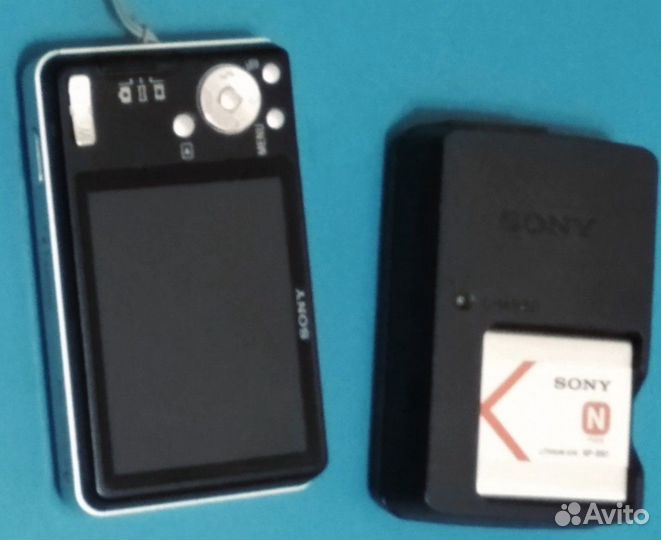 Цифровой фотоаппарат Sony Cyber-shot DSC-W350