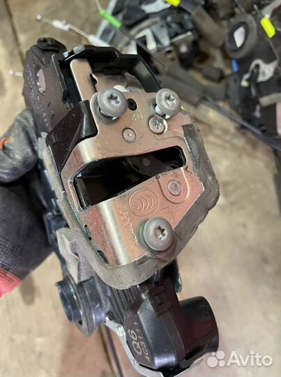 Замок дверной Lexus RX 350 3