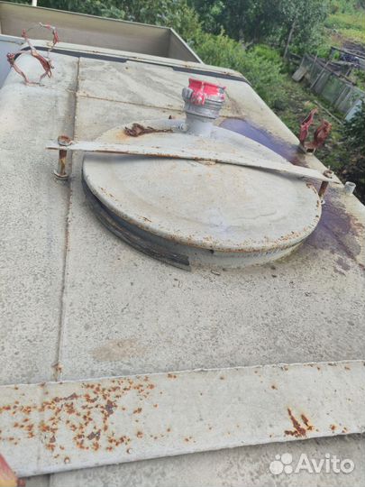 Цистерна,бак для воды