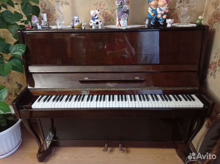 Пианино Заря