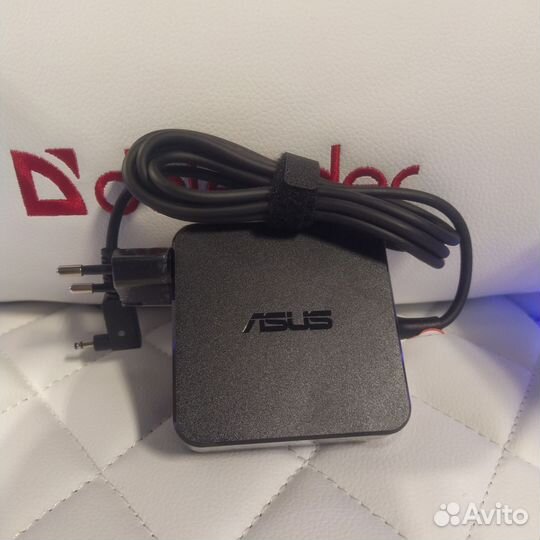 Блок питания для ноутбука asus 19v 3.42 (3.0x1.0)