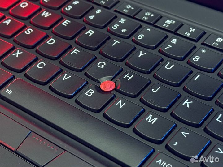 Ноутбук Lenovo ThinkPad X1 Carbon Gen 7
