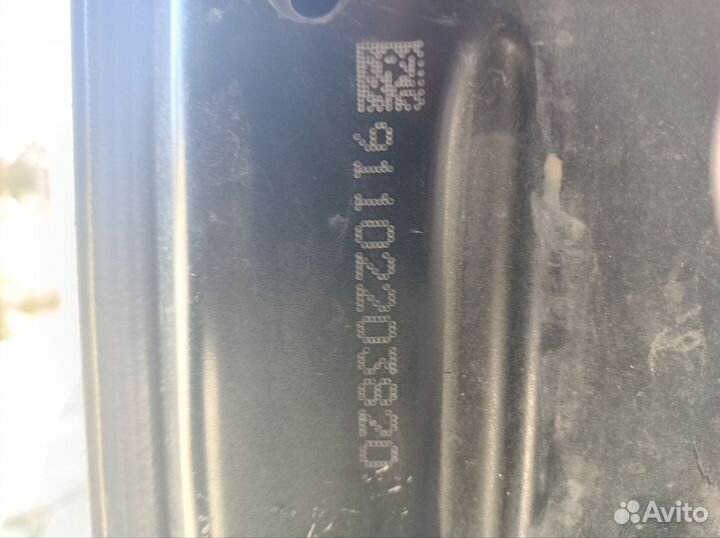 Капот от Mercedes-Benz