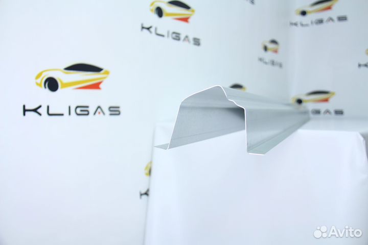 Кузовной порог Mitsubishi Pajero 1