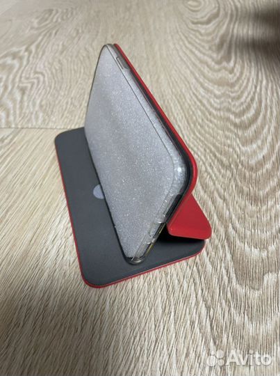 Чехлы на iPhone X