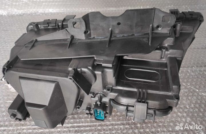 Передняя фара E38 BMW 7