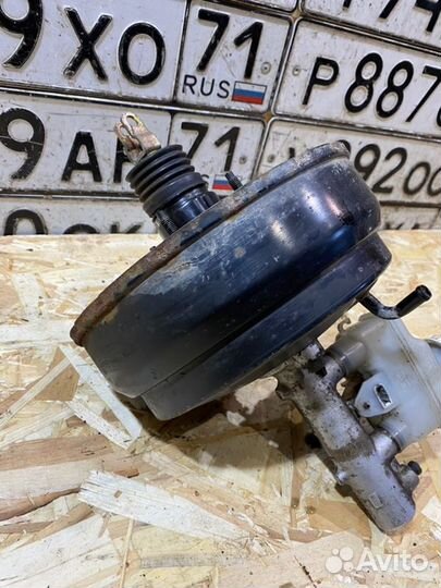 Вакуумный усилитель с гтц Mitsubishi Lancer 4G18