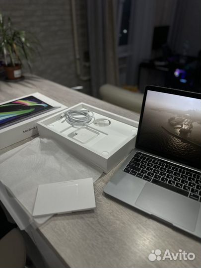 Apple MacBook Pro 13 M1 8gb 256gb