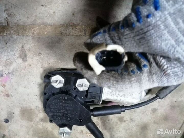 Стеклоподъемник задний левый Лада Калина