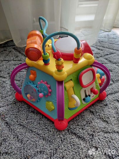 Развивающие игрушки, бизиборд