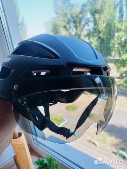 Велошлем взрослый