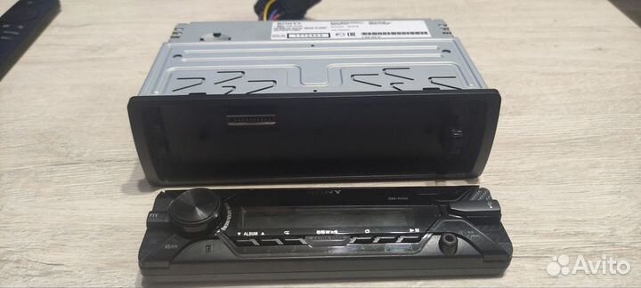 Магнитола Sony DSX-A112U 4x55w