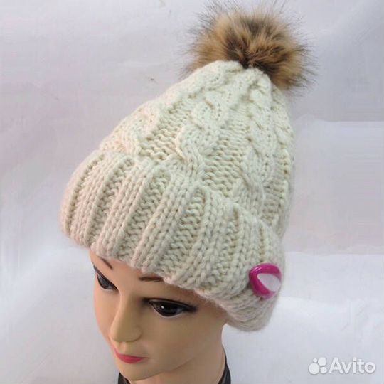 Шапка женская вязаная