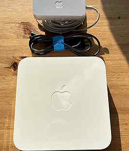 Apple AirPort Extreme 802.11n (5-го поколения)