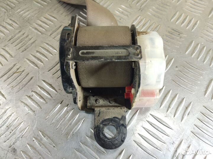 Ремень безопасности задний левый Kia Sportage 1993