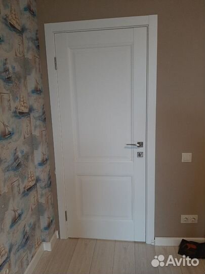 Дверь межкомнатная белая