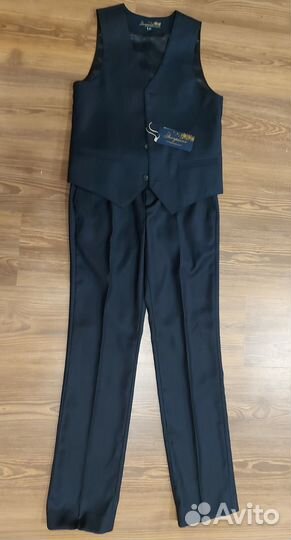 Школьный костюм с жилетом на рост 158 см