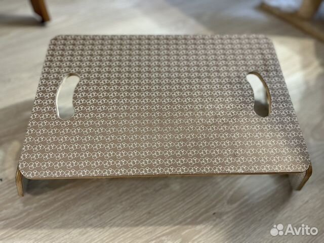 Столик под ноутбук IKEA