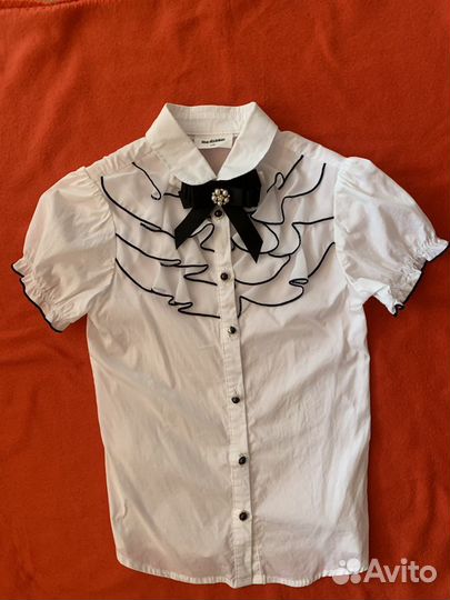 Школьная блузка с коротким рукавом