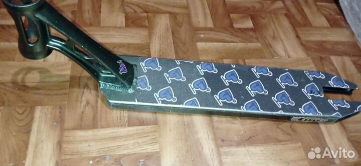 Дека для трюкового самоката парк