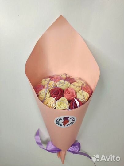 Розы из Белого Шоколада - 19 шт в Букете