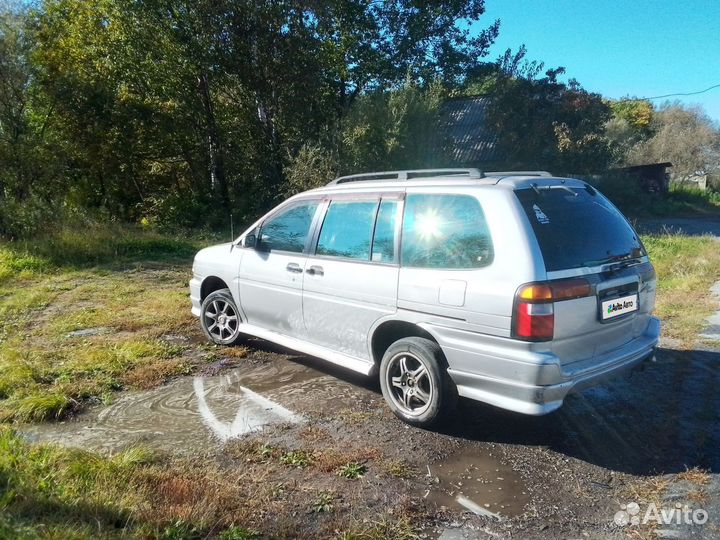 Nissan Prairie 1.8 AT, 1986, 274 354 км