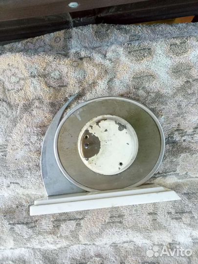 Настольные часы