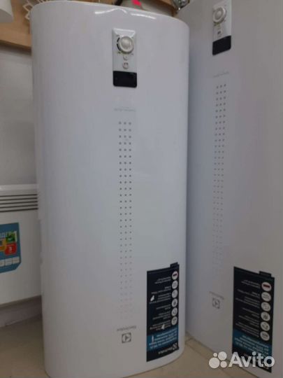 Бойлер водонагреватель Electrolux 50л