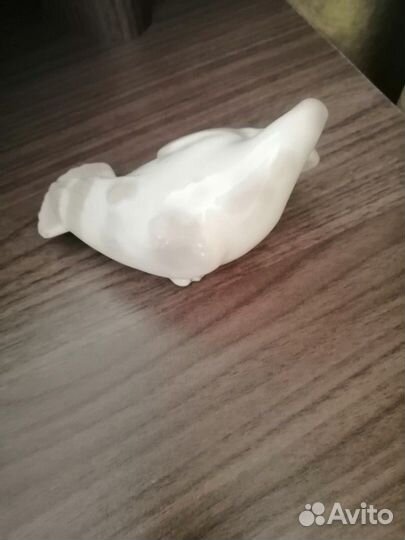 Статуэтка Голубь