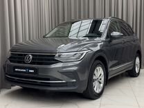 Volkswagen Tiguan 1.4 AMT, 2021, 54 171 км, с пробегом, цена 2 899 000 руб.