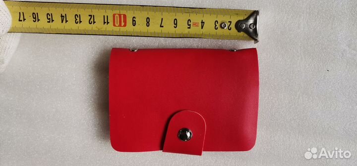 Визитница на кнопке для карт