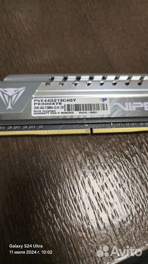 Материнская плата с процессором и памятью