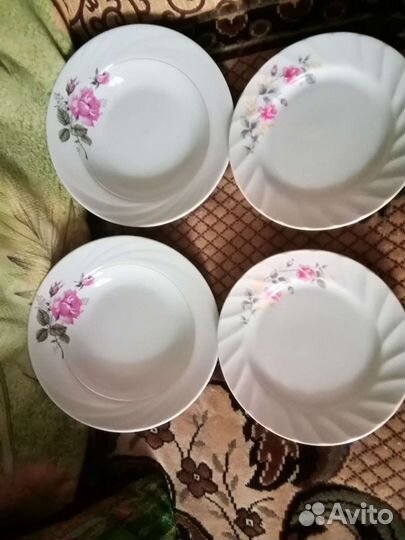 Посуда СССР : тарелки,салатники