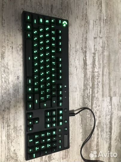 Игровая механическая клавиатура logitech G810