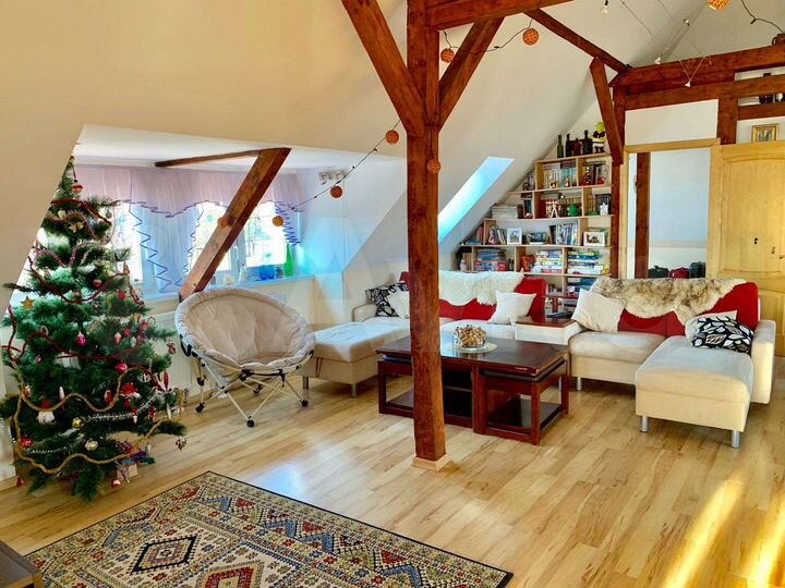 2-к. квартира, 68 м², 3/3 эт.