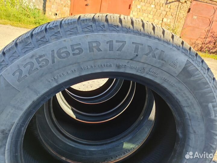 Continental IceContact 2 SUV 225/65 R17 106T