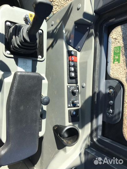 Фронтальный погрузчик XCMG LW300KN, 2023