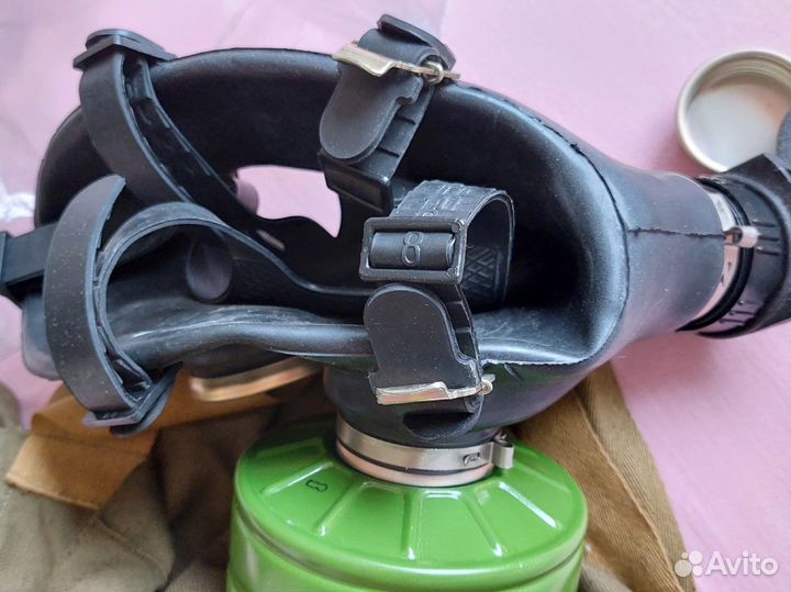 Противогаз новый