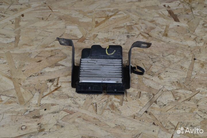 Блок управления форсунками Toyota Noah R60