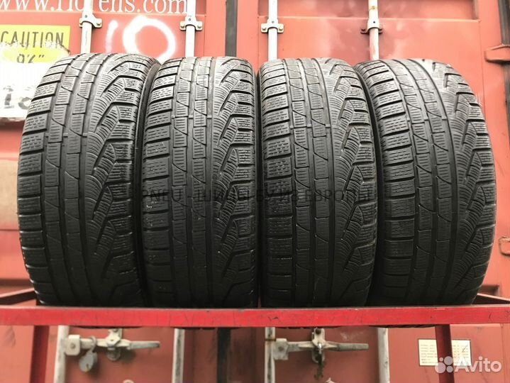 Pirelli Winter Sottozero 210 Serie II 235/55 R18 104H