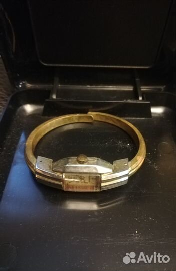 Часы женские