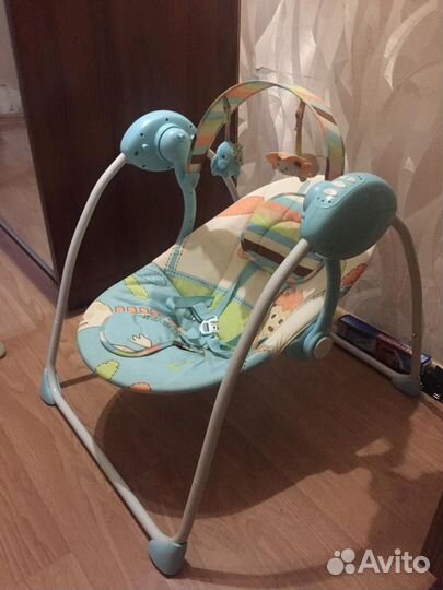 Детская кроватка,кресло качалка,ходунки