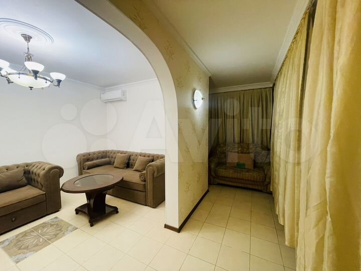 2-к. квартира, 75 м², 3/10 эт.