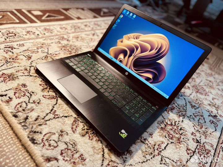 Игровой Монстр Hp i7-7700hq/16гб/GTX1050/ssd