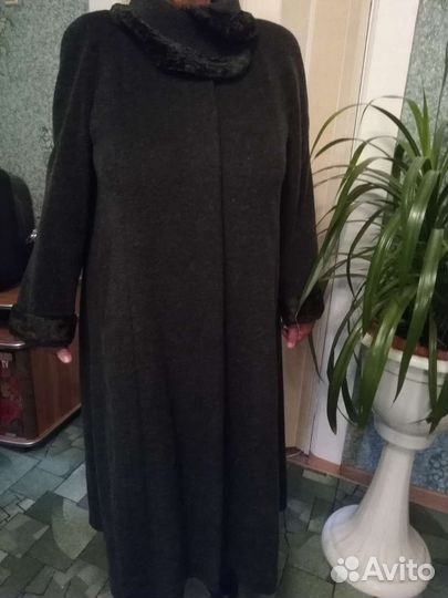 Пальто женское осеннее