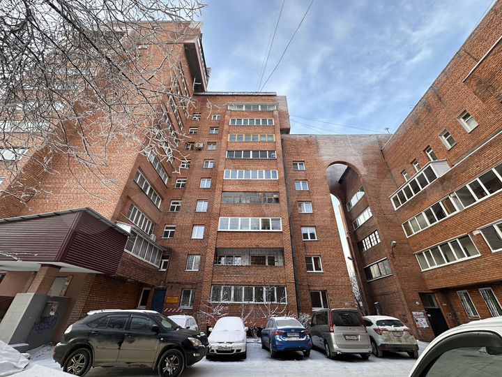 3-к. квартира, 98 м², 6/9 эт.